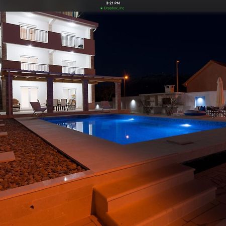 Villa Sandy Apartments Тиват Екстер'єр фото