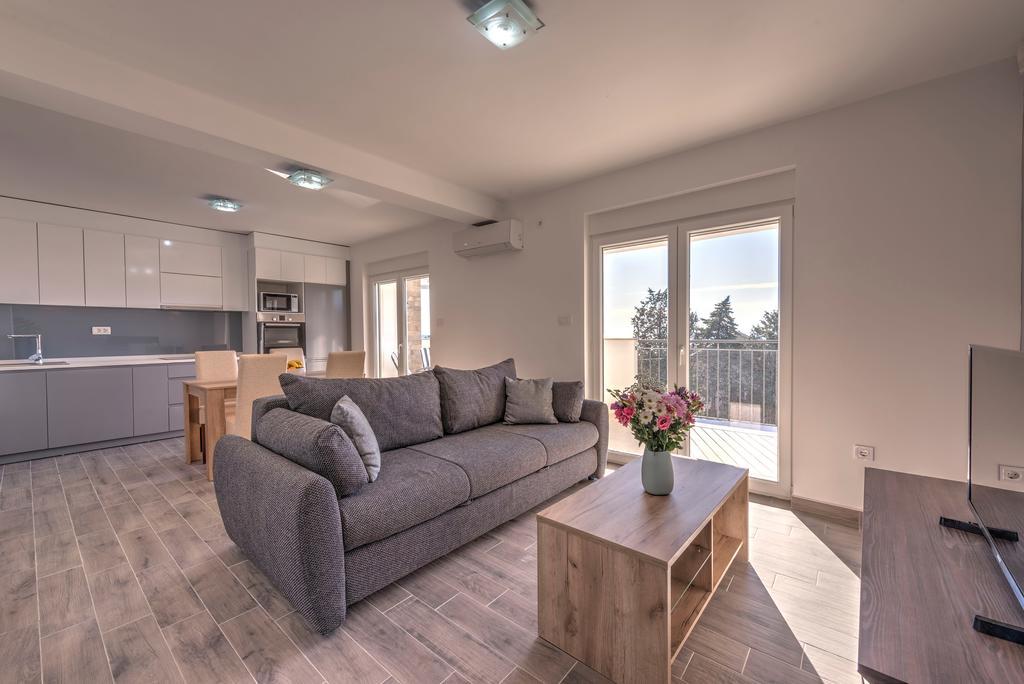 Villa Sandy Apartments Тиват Екстер'єр фото